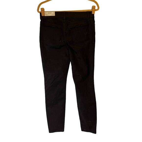 Chicos Secret Stretch Four Pocket Jet Black Jeggings Chicos Size OR Size 4 BNWT - Picture 3 of 14